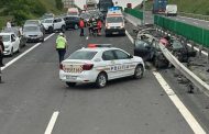 Dramă și miracol! O femeie se zbate între viață și moarte, iar un copil de doi ani a fost salvat de scaunul auto