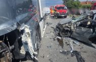 Accident grav pe DN7! Două vehicule implicate, intervenție de urgență la fața locului