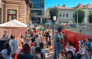 Mega-petrecere cu acces complet gratuit în centrul Piteștiului! Show de magie, mascote și concurs cu înghețată pentru toți copiii