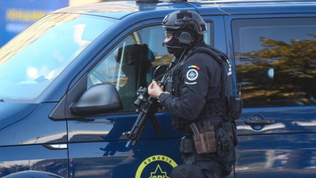 Anti-tero- – Ziarul Argeşul - ediţia online
