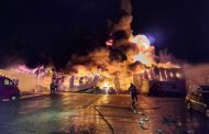 Acum! Arde un depozit în municipiul Pitești