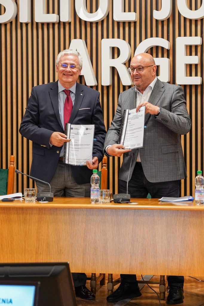 Ion-Mînzînă-Liviu-Mușat- – Ziarul Argeşul - ediţia online