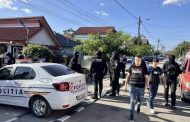 Argeș: Bărbat de 33 de ani, reținut după ce a provocat intenționat un accident și a bătut un șofer în trafic