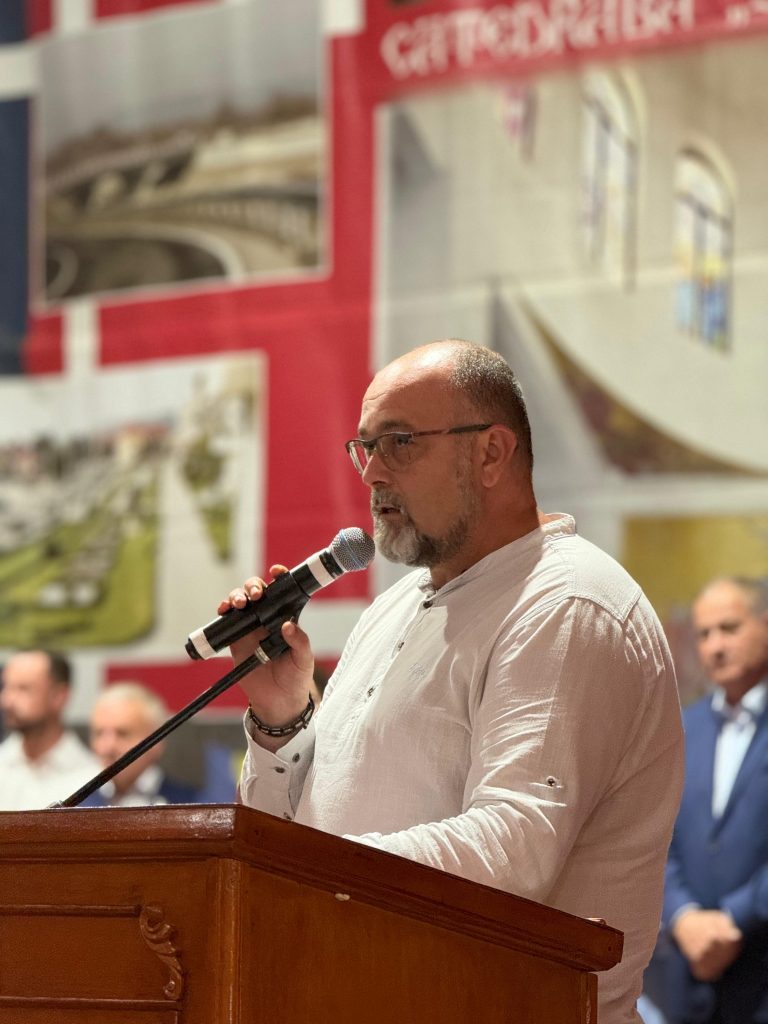 Dan-Pavel- – Ziarul Argeşul - ediţia online