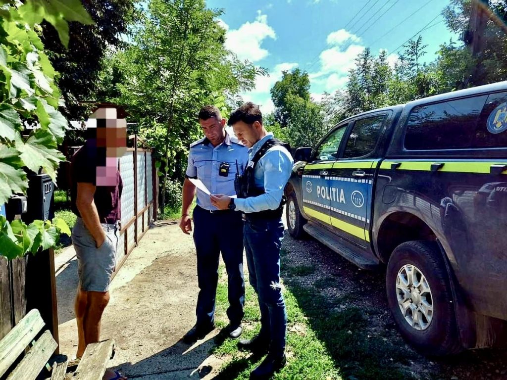 Poliția-poartă- – Ziarul Argeşul - ediţia online