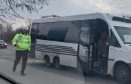 Controale la maxi-taxi în Pitești! Amenzi de mii de lei pentru transportatorii care circulau fără aviz