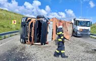 Accident rutier pe DN73, în Argeș! O autobasculantă este implicată