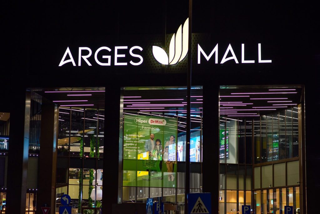 Arges-mall- – Ziarul Argeşul - ediţia online