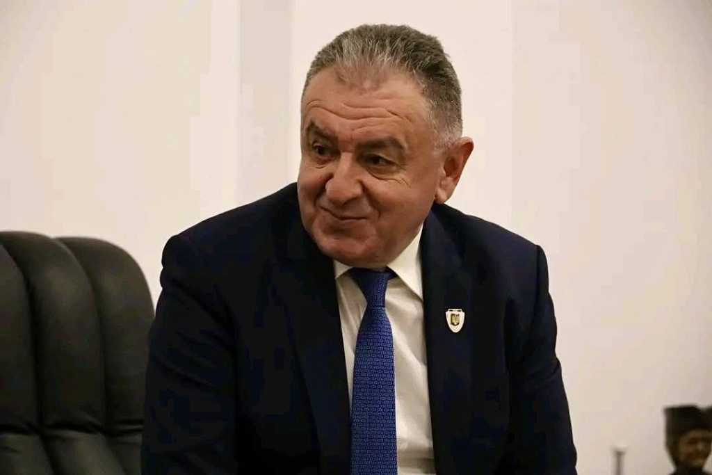 Cristian-Gentea-12 – Ziarul Argeşul - ediţia online