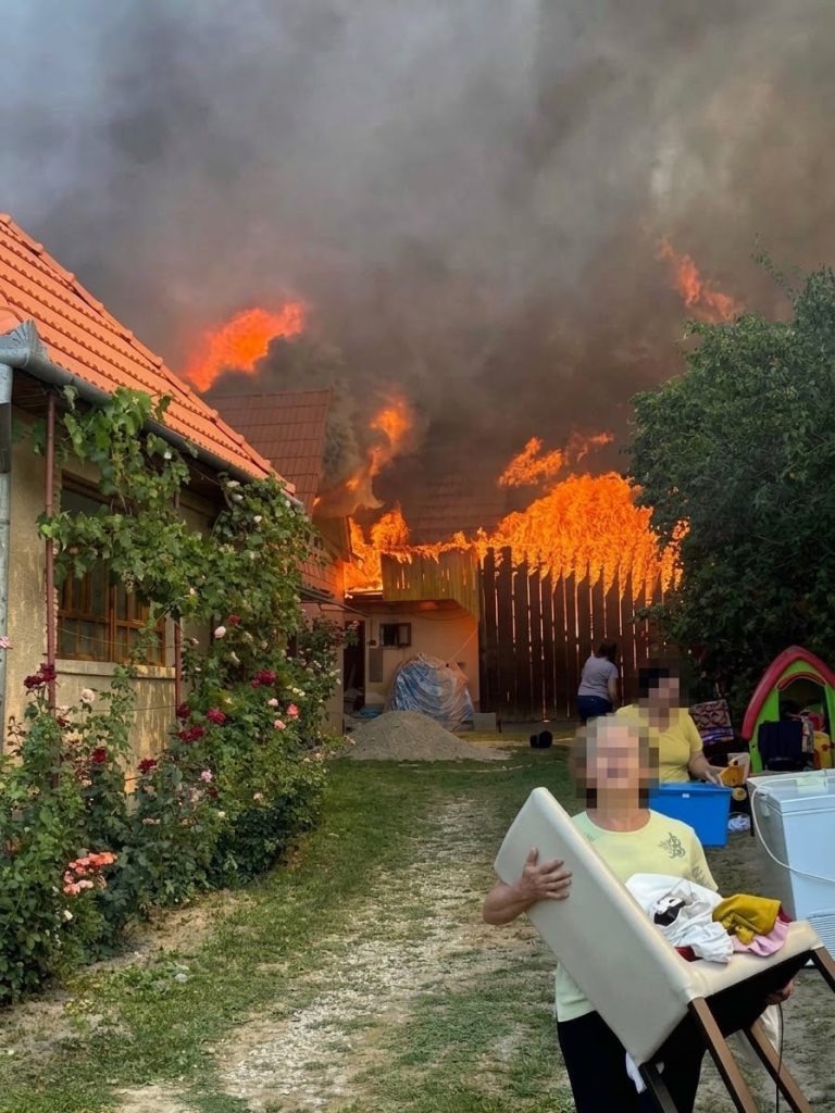 Incendiu-case- – Ziarul Argeşul - ediţia online