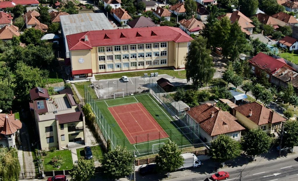 Liceul-Teoretic-Dan-Barbilian-din-Câmpulung – Ziarul Argeşul - ediţia online