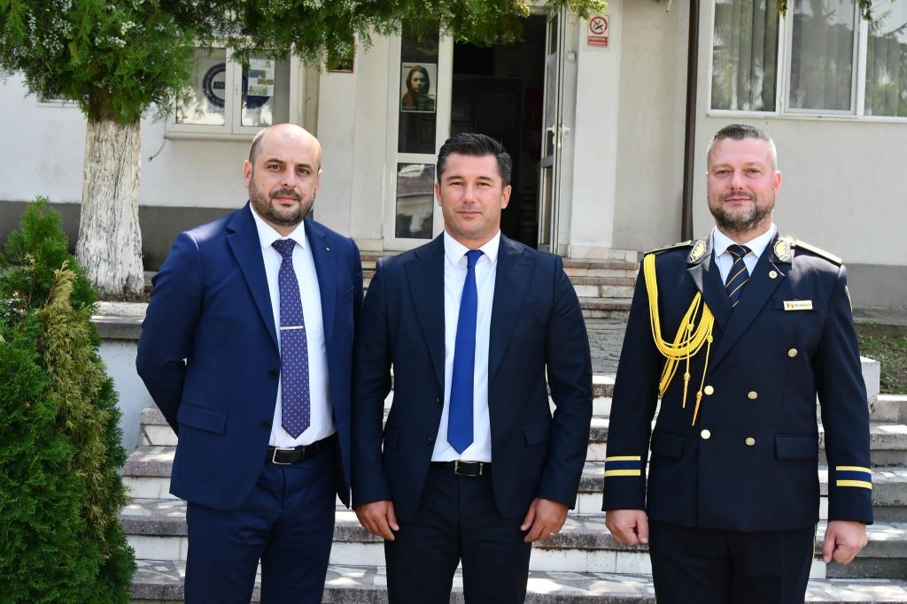Penitenciarul-Mioveni- – Ziarul Argeşul - ediţia online