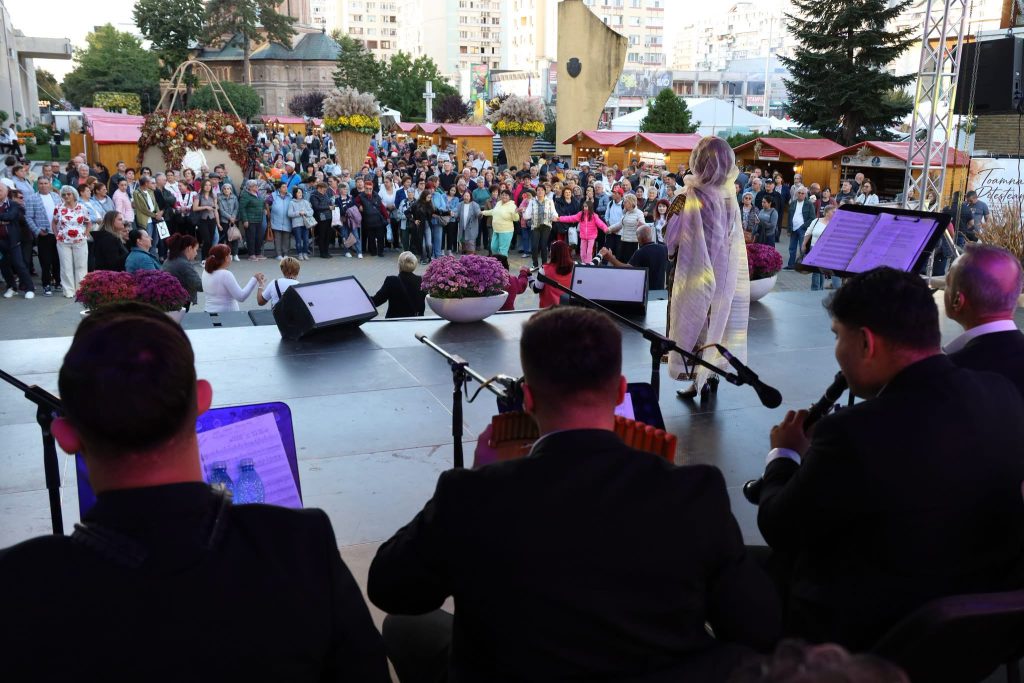 Spectacol-toamna-piteșteană- – Ziarul Argeşul - ediţia online