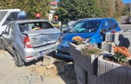 Accident în Albești de Argeș! Două autoturisme implicate, o persoană a ajuns la spital