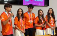 Vicecampionii internaționali la robotică, premiați de primarul Cristian Gentea