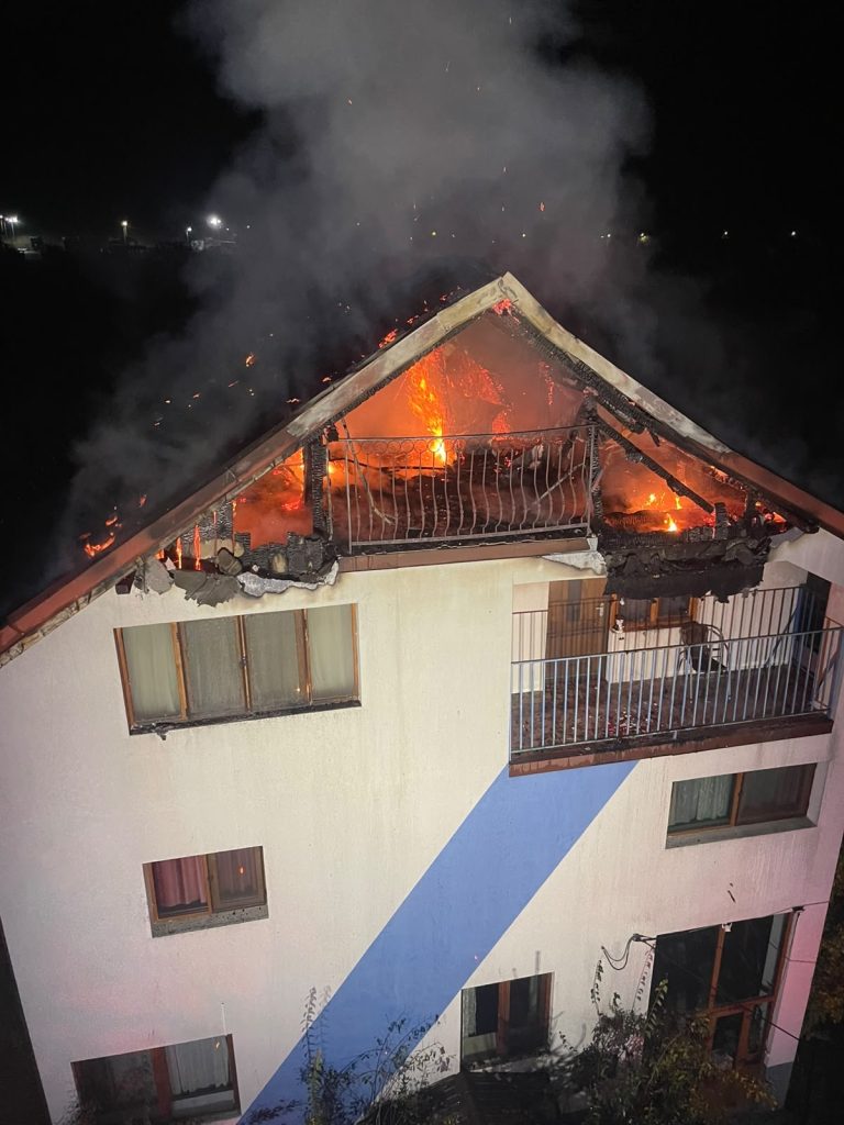 Incendiu-Corbeni- – Ziarul Argeşul - ediţia online