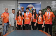 Performanță de excepție pentru România! Cinci elevi din Pitești au cucerit argintul mondial la robotică