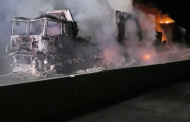 Autocamion mistuit de flăcări pe DN 7, în Argeș! Incendiul a distrus vehiculul și întreaga încărcătură
