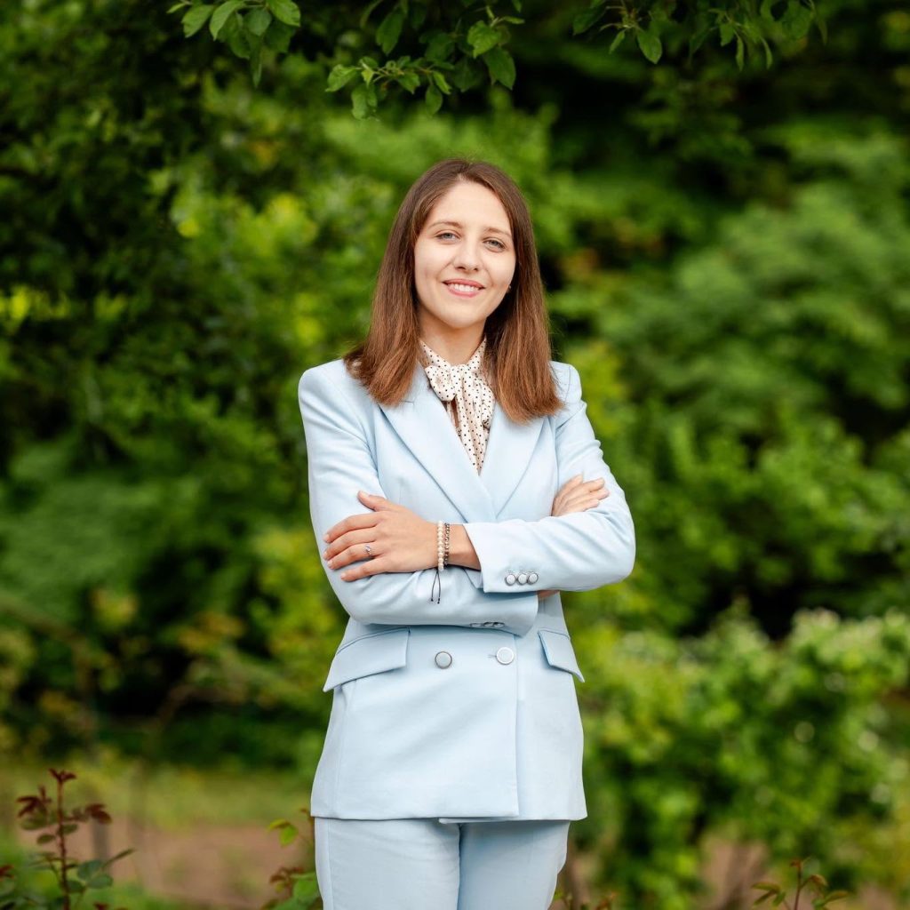 ioana-georgescu – Ziarul Argeşul - ediţia online