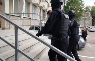 Argeșean, reținut pentru furt și evadare! Ar fi furat două portofele în timp ce era în arest la domiciliu