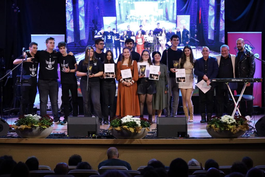 trivalefest – Ziarul Argeşul - ediţia online